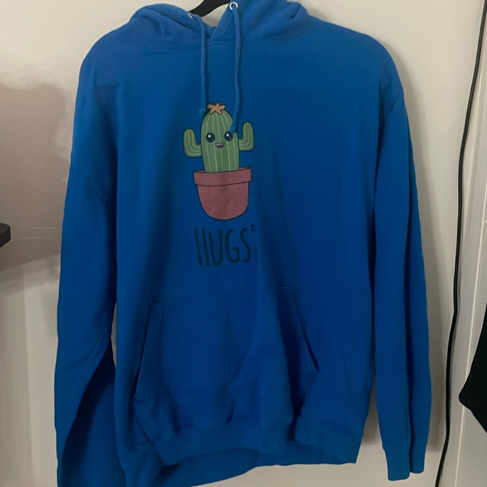 Sweater with a catus